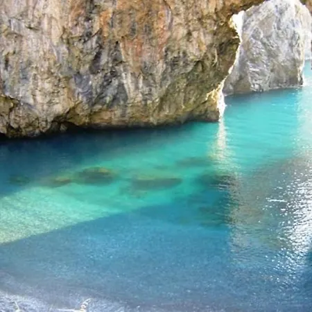 - Riviera Dei Cedri Holiday home